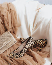 Load image into Gallery viewer, Scotch & Soda Single Breasted White Tailored Blazer -Preloved Designer Consignment