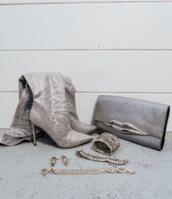 Load image into Gallery viewer, Steve Madden Thigh High Boots size 39- Preloved Designer Consignment