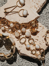 Load image into Gallery viewer, MARINA CUFF Moon Stone