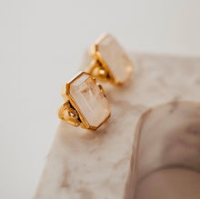 Load image into Gallery viewer, Preorder Artemis Crystal Ring
