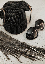 Load image into Gallery viewer, Victoria Beckham
Black/Smoke Gradient Lenses
