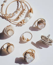 Load image into Gallery viewer, Preorder ]Biwa White Pearl Statement Ring Silver
