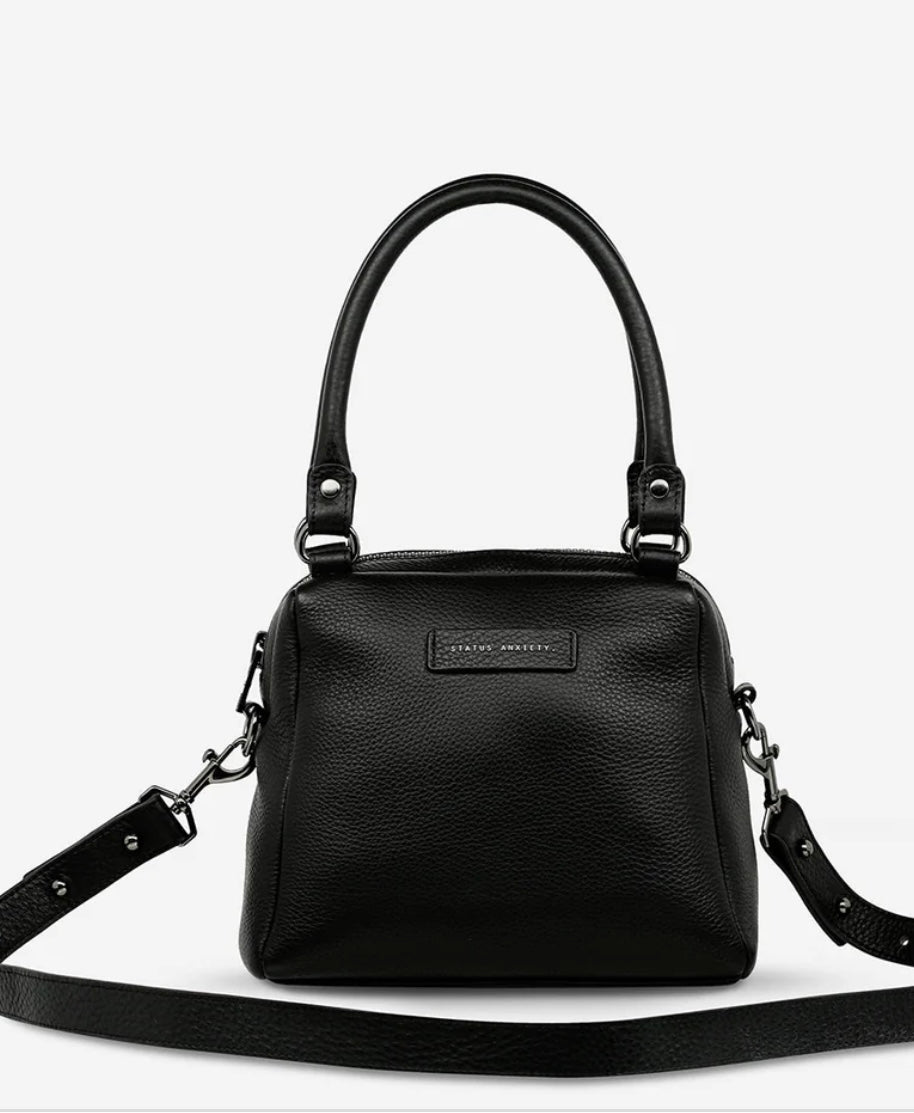 Last Mountains Bag - Black By Status Anxiety Preloved