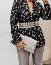 Load image into Gallery viewer, Dianne Von Furstenberg Metalic Silver Lips Clutch/ Crossbody - Preloved Designer Consignment
