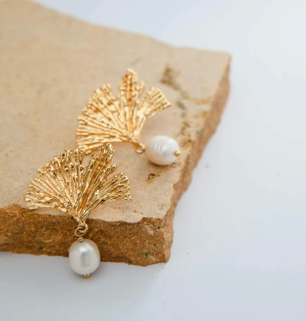 SEA SHELL PEARL DROP