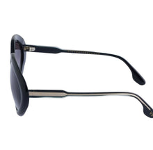 Load image into Gallery viewer, Victoria Beckham
Black/Smoke Gradient Lenses

