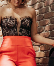 Load image into Gallery viewer, Moschino For H&amp;M Logo Hoops Gold
