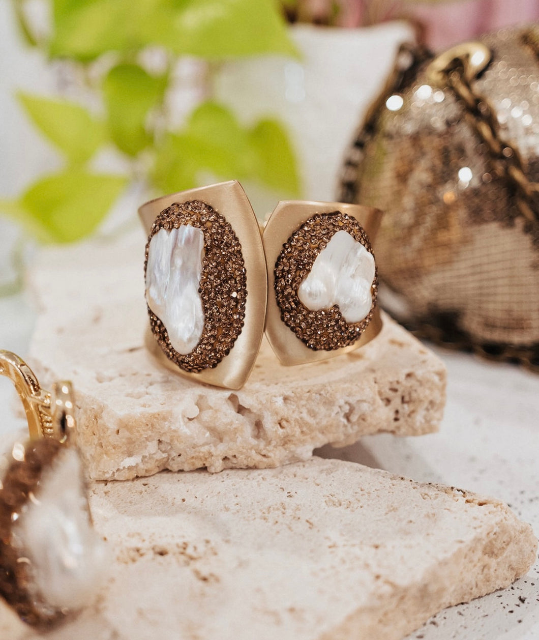 Iliana Pearl Luxe Gold Cuff