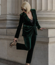 Load image into Gallery viewer, ALESSANDRA STRETCH VELVET BLAZER - EMERALD By Cazinc The Label
