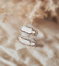 Load image into Gallery viewer, Preorder ]Biwa White Pearl Statement Ring Silver
